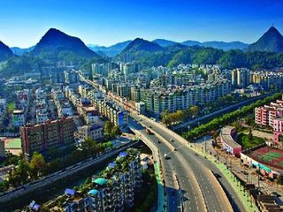 貴陽(yáng)市花溪區(qū)、經(jīng)開(kāi)區(qū)一體化建設(shè)大數(shù)據(jù)產(chǎn)業(yè)發(fā)展引領(lǐng)區(qū)