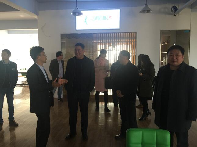 廬江縣創(chuàng)建國(guó)家高新區(qū)規(guī)劃編制調(diào)研成果反饋會(huì)順利召開