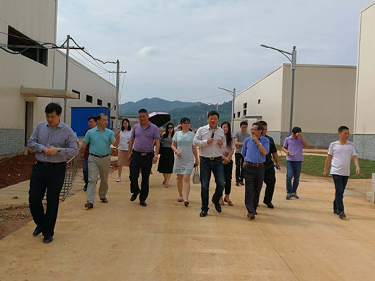 我院課題組赴漣源市開展《婁底資源型城市轉(zhuǎn)型升級,深化供給側(cè)結(jié)構(gòu)性改革》課題調(diào)研