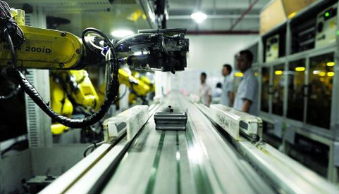 中國機器人產業發展需定方向、補短板