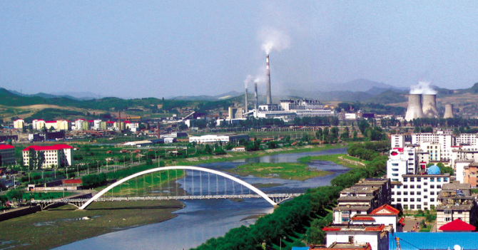 白山市市長王冰在白山經(jīng)濟(jì)開發(fā)區(qū)調(diào)研時強(qiáng)調(diào)加快推進(jìn)新區(qū)建設(shè)打造綠色轉(zhuǎn)型樣