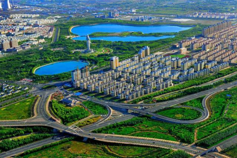 河西走廊經(jīng)濟帶——絲綢之路生命線上的科技之光系列報道之一 走進明珠嘉峪關，雄關腳下譜新篇