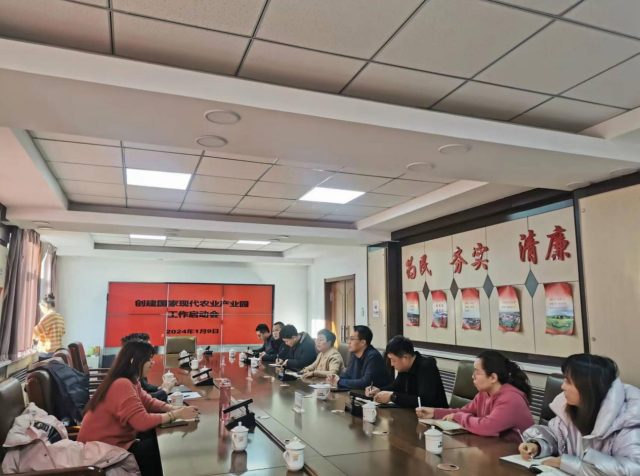 攜大豆和奶業(yè)全鏈條發(fā)展優(yōu)勢，內蒙古科右前旗全力創(chuàng)建國家現代農業(yè)產業(yè)園