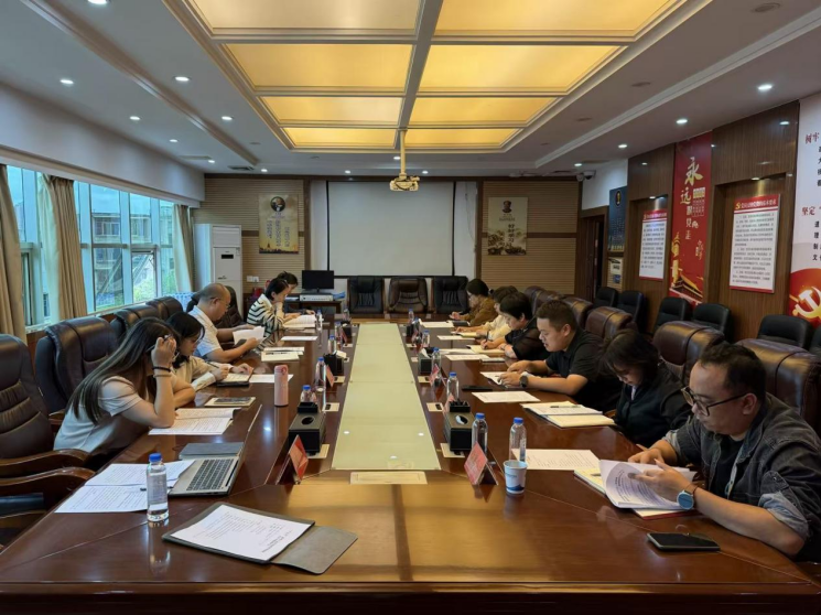 探索新型工業(yè)化新路徑——我院赴懷化市開展專項調(diào)研